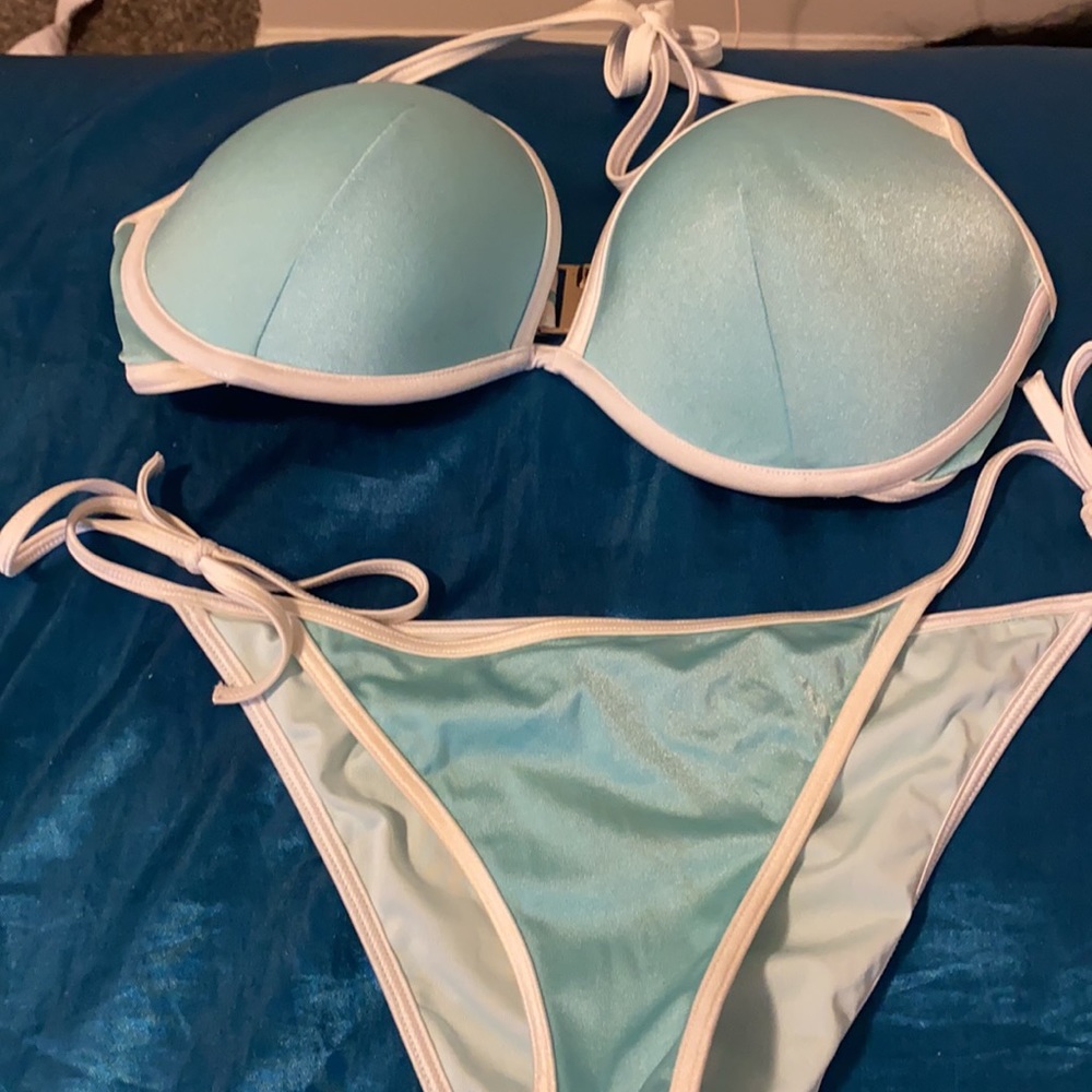 Vs bikini